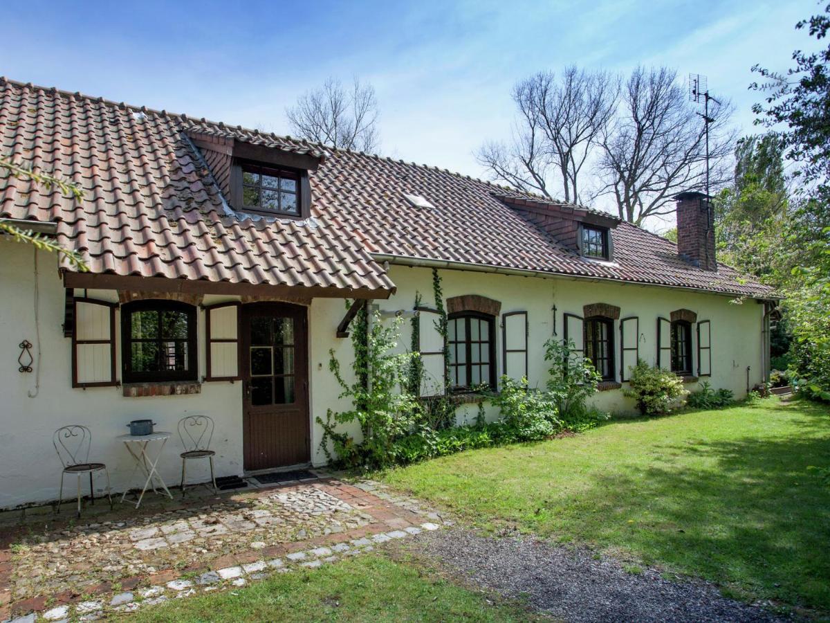 Magnificent Farmhouse In Sint Joost Extérieur photo