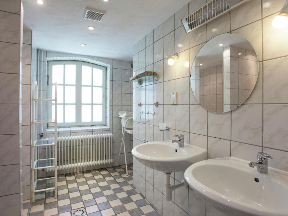 Magnificent Farmhouse In Sint Joost Extérieur photo