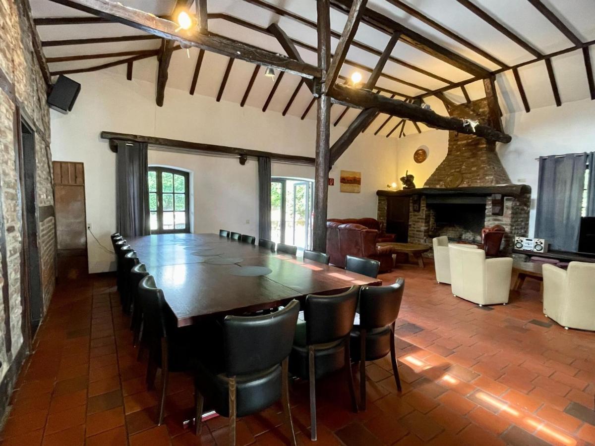 Magnificent Farmhouse In Sint Joost Extérieur photo